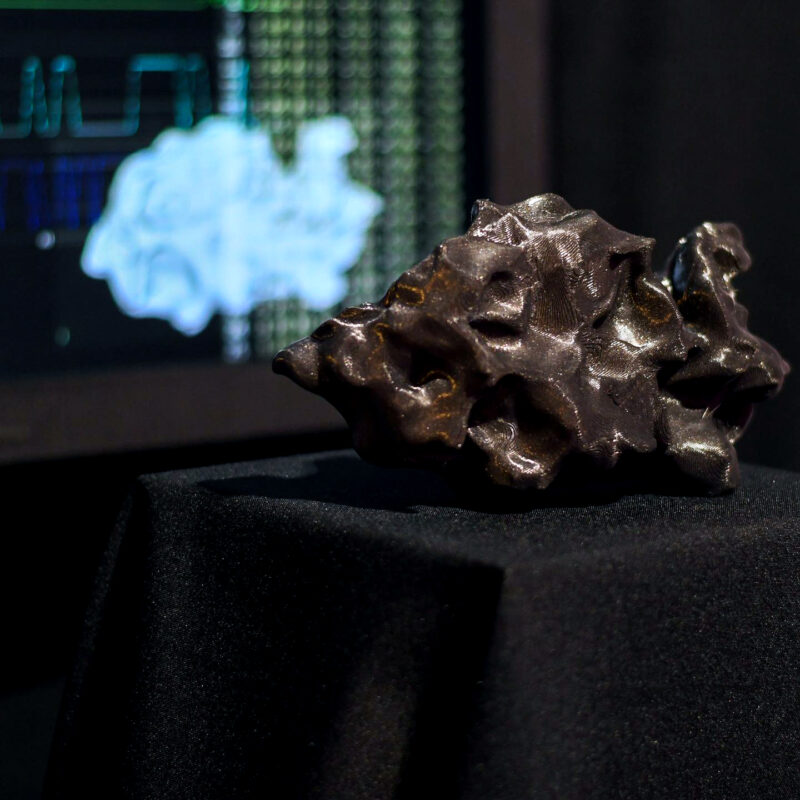 zdjęcie interaktywnego kamienia wydrukowanego w technice trzyde
